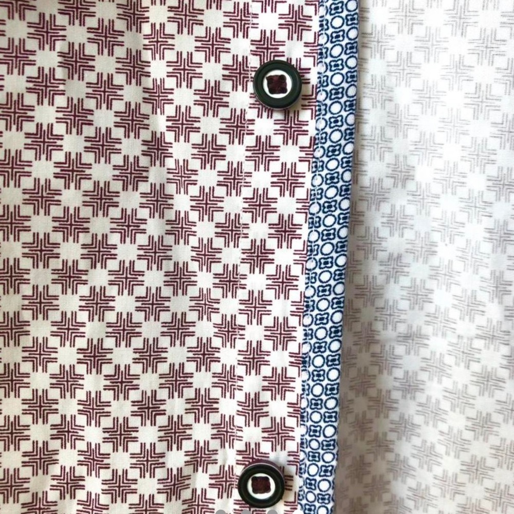 Patterned Button-Up Dress Shirt - Picture 3 of 4